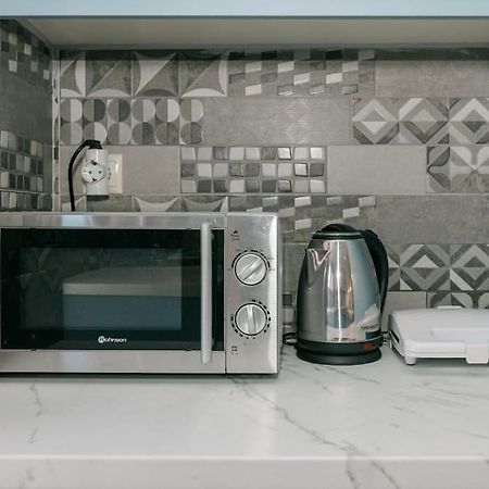 Ναυτικός Όμιλος Nautical Club Apartment Хиос Екстериор снимка