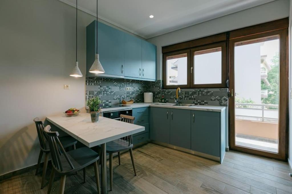 Ναυτικός Όμιλος Nautical Club Apartment Хиос Екстериор снимка