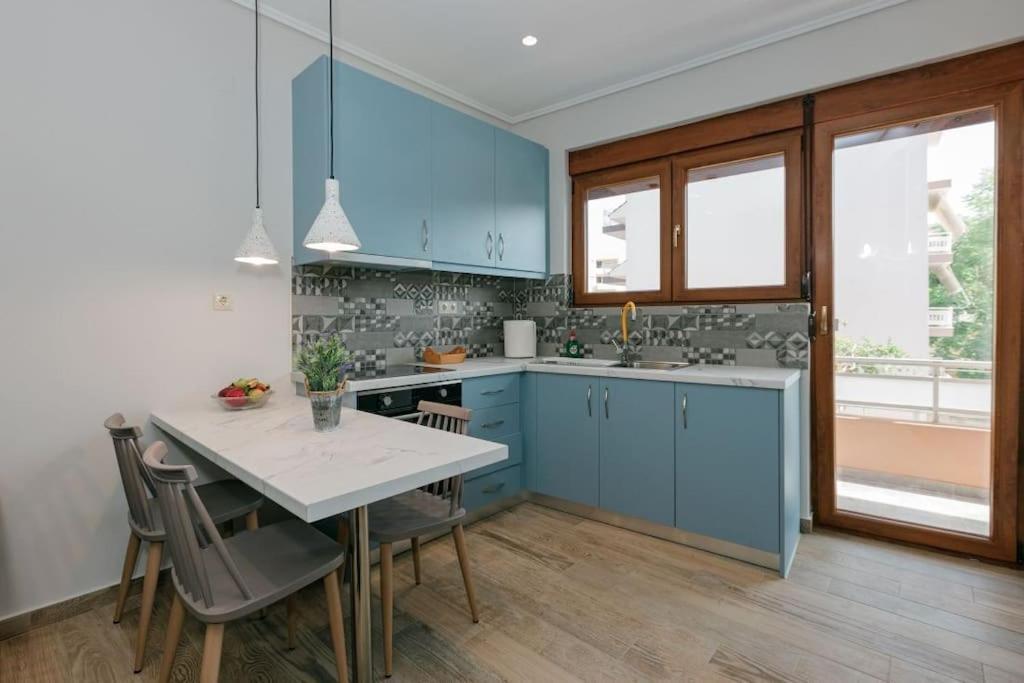 Ναυτικός Όμιλος Nautical Club Apartment Хиос Екстериор снимка